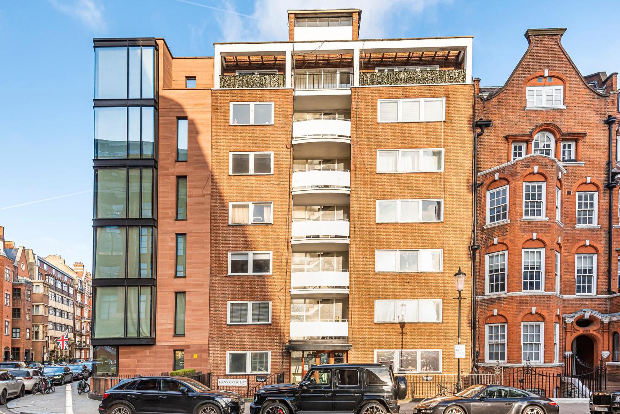 Apartment Modern Knightsbridge Ground Floor Apartment With Ac Steps Away From Harrods London