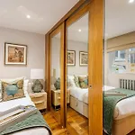 Modern 2Bd Apartment With Ac And Harrods View